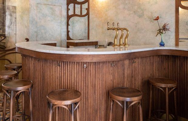Bar Nouveau